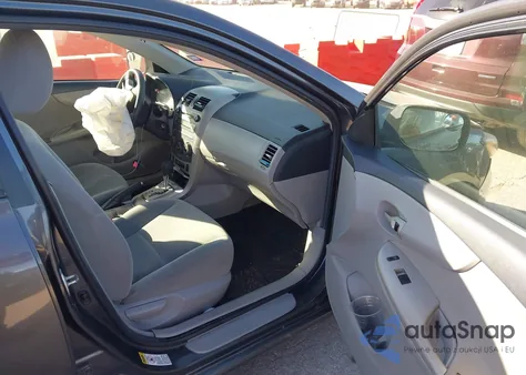 2011 Toyota Corolla z USA, uszkodzony, nr VIN 2T1BU4EE0BC615648